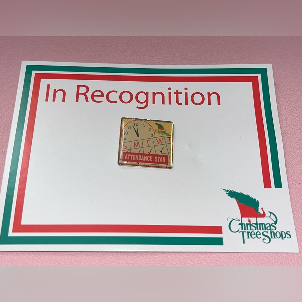 🌺Christmas Tree Shops Attendance Star Pin